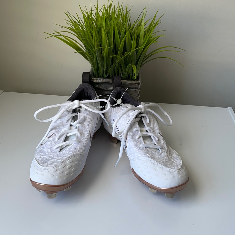 Nike Hyperdiamond Cleats Size 8